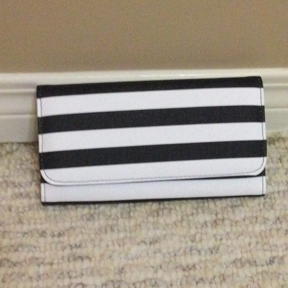 KUT from the Kloth Wallet